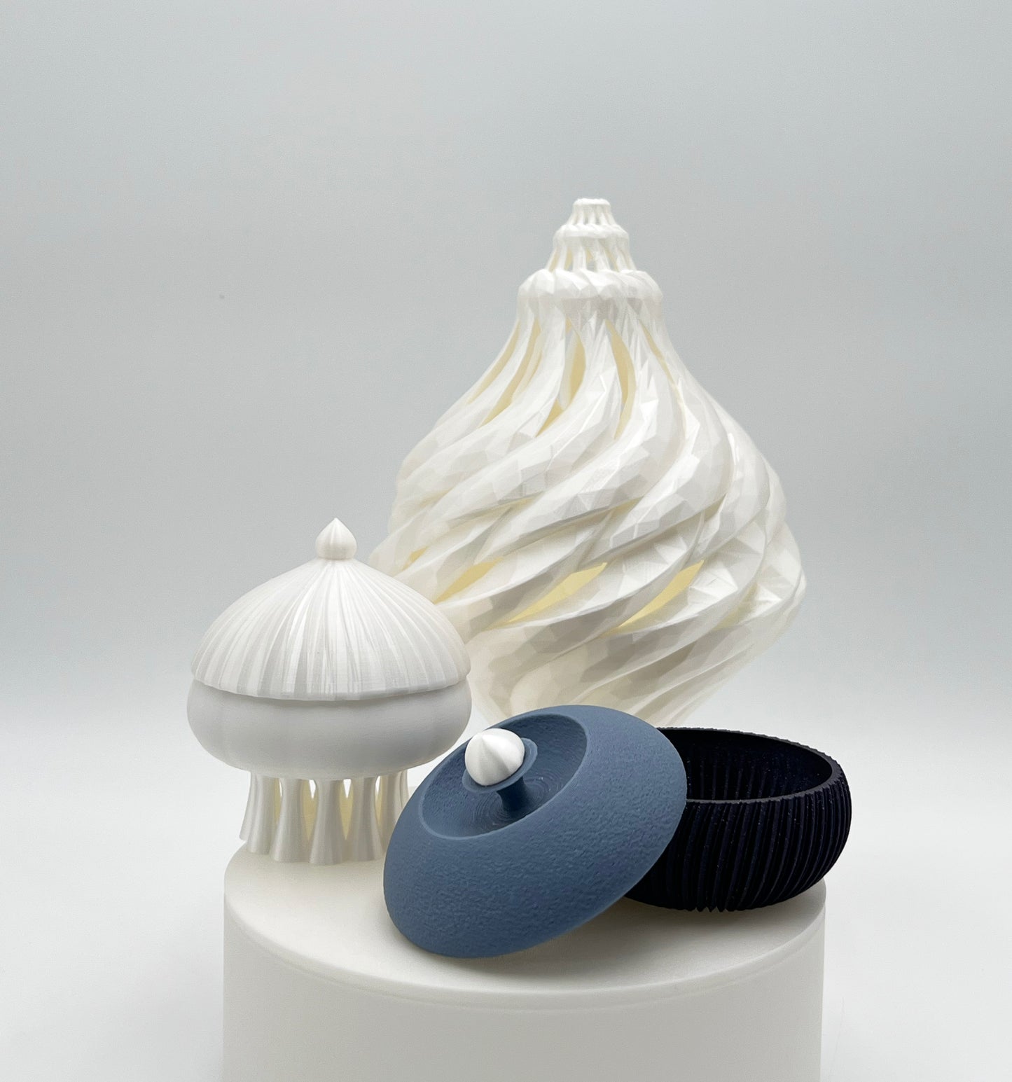 Light SEA SHELL (White)